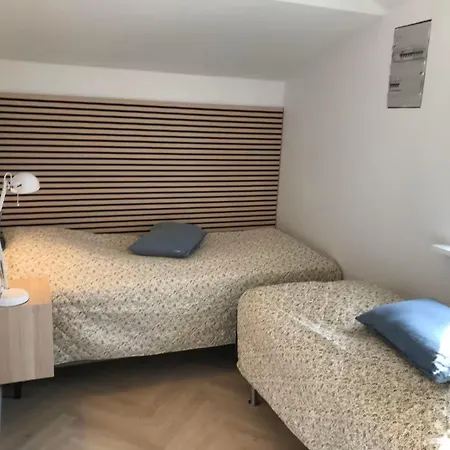 Eksklusiv Beliggende I Vandkanten *